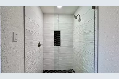 3915 Spring Hollow Drive, Carrollton, TX 75007 - Photo 24