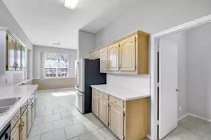 300 Morene Ave, Waxahachie, TX 75165 - Photo 10