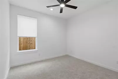 1827 Paducah Avenue, Dallas, TX 75216 - Photo 14