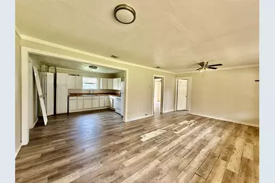 503 SW 15th Avenue, Mineral Wells, TX 76067 - Photo 6