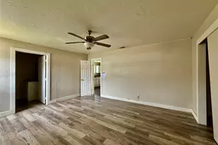 503 SW 15th Ave, Mineral Wells, TX 76067 - Photo 10