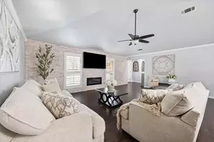 3104 Creekwood Ln, Fort Worth, TX 76123 - Photo 4