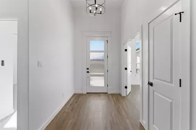 9012 Valley Oak Court, Springtown, TX 76082 - Photo 8