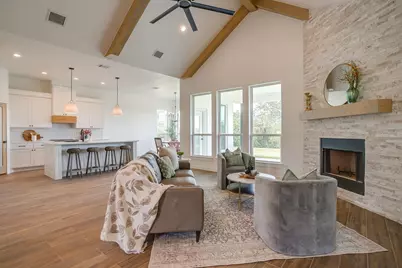 9012 Valley Oak Court, Springtown, TX 76082 - Photo 8