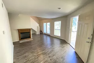 9831 Walnut St, Dallas, TX 75243 - Photo 4