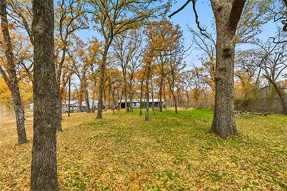 1051 Meadow Oaks Street, Reno, TX 76020 - Photo 4