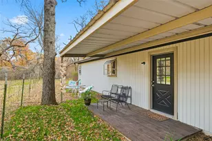 1051 Meadow Oaks St, Reno, TX 76020 - Photo 38