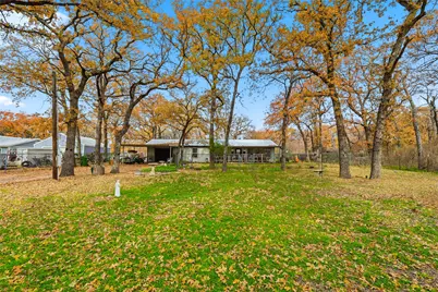 1051 Meadow Oaks Street, Reno, TX 76020 - Photo 6