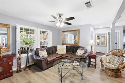 1051 Meadow Oaks Street, Reno, TX 76020 - Photo 14