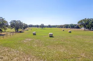2608 Turkey Creek Rd, Mineral Wells, TX 76067 - Photo 2