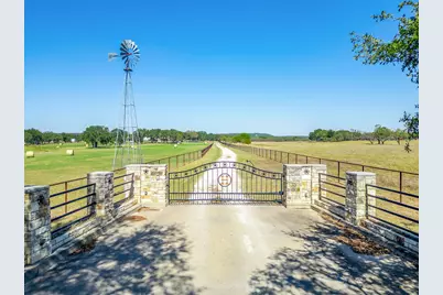 2608 Turkey Creek Road, Mineral Wells, TX 76067 - Photo 4