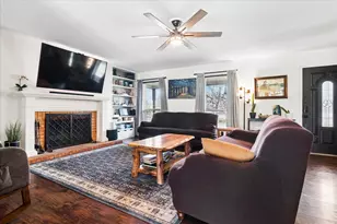 201 Hickory Ln, Hickory Creek, TX 75065 - Photo 4