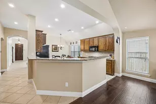 11652 Blackhawk Dr, Frisco, TX 75033 - Photo 10