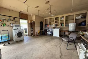 733 Foster St, Marlin, TX 76661 - Photo 34