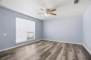 609 Race St, Crowley, TX 76036 - Photo 10