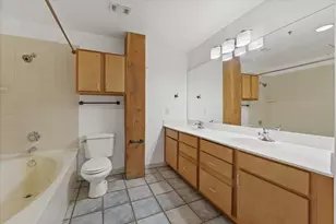 509 Elm St, Dallas, TX 75202 - Photo 10