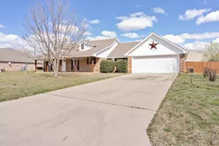 107 Ashley St, Alvord, TX 76225 - Photo 1
