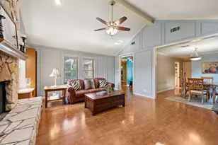 2621 Sedgeway Ln, Carrollton, TX 75006 - Photo 8