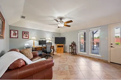 2621 Sedgeway Lane, Carrollton, TX 75006 - Photo 18