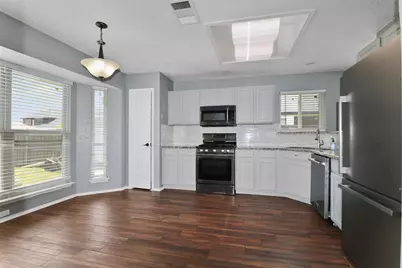 920 Micarta Drive, Mesquite, TX 75181 - Photo 6