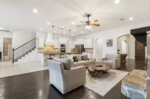 801 Boardwalk Wy, Little Elm, TX 76227 - Photo 14