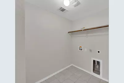 2535 Brentwood, Lancaster, TX 75134 - Photo 18