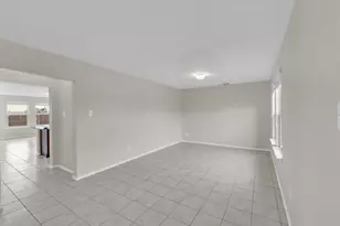 2535 Brentwood, Lancaster, TX 75134 - Photo 6