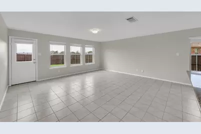 2535 Brentwood, Lancaster, TX 75134 - Photo 14