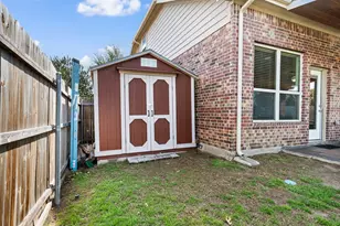 837 Graham Dr, Burleson, TX 76028 - Photo 34