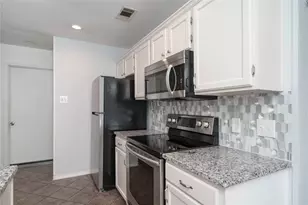 1524 Briarcrest Dr, Grapevine, TX 76051 - Photo 6