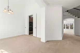 420 Preston Creek Dr, McKinney, TX 75072 - Photo 2