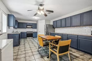 1856 Lariat Dr, Fort Worth, TX 76247 - Photo 6