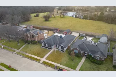 2524 Boardwalk Drive, Mesquite, TX 75181 - Photo 24