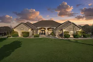 166 Tranquil Pl, Waxahachie, TX 75167 - Photo 2