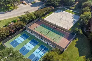 14683 Plage Ln, Addison, TX 75001 - Photo 38