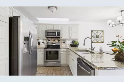 14683 Plage Lane, Addison, TX 75001 - Photo 8