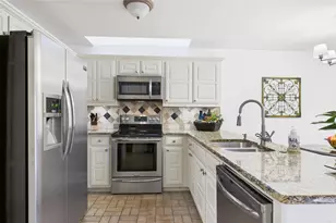 14683 Plage Ln, Addison, TX 75001 - Photo 8