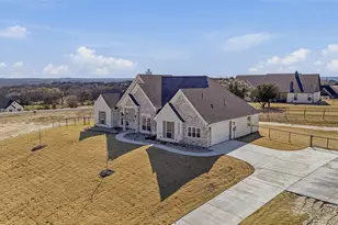 1038 Deer Is Ct, Azle, TX 76020 - Photo 4