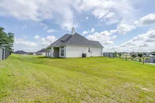 1038 Deer Is Ct, Azle, TX 76020 - Photo 30