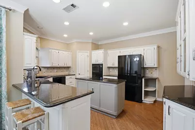 6001 Wallace Meadows Court, Arlington, TX 76001 - Photo 10