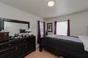 221 W Burton St, Sherman, TX 75092 - Photo 16