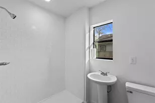 2010 Market Ave, Fort Worth, TX 76164 - Photo 20