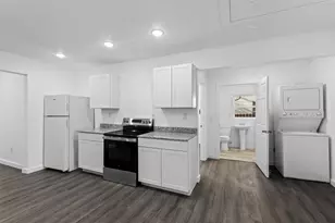 2010 Market Ave, Fort Worth, TX 76164 - Photo 24