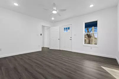 2010 Market Avenue, Fort Worth, TX 76164 - Photo 26