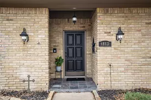 1813 Lake Side Ln, Plano, TX 75023 - Photo 2