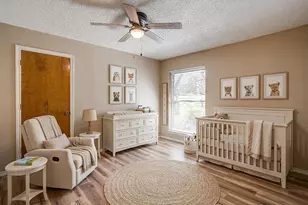 620 Donna Ct, Burleson, TX 76028 - Photo 4