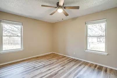 620 Donna Court, Burleson, TX 76028 - Photo 26