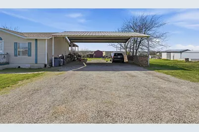 9121 Montana Street, Joshua, TX 76058 - Photo 6