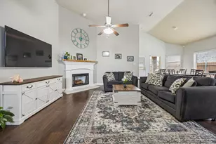 337 Delgany Trail, Fort Worth, TX 76052 - Photo 4