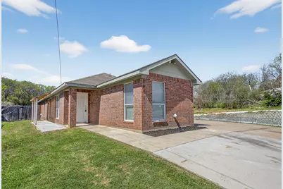 2971 Loving Avenue, Fort Worth, TX 76106 - Photo 2